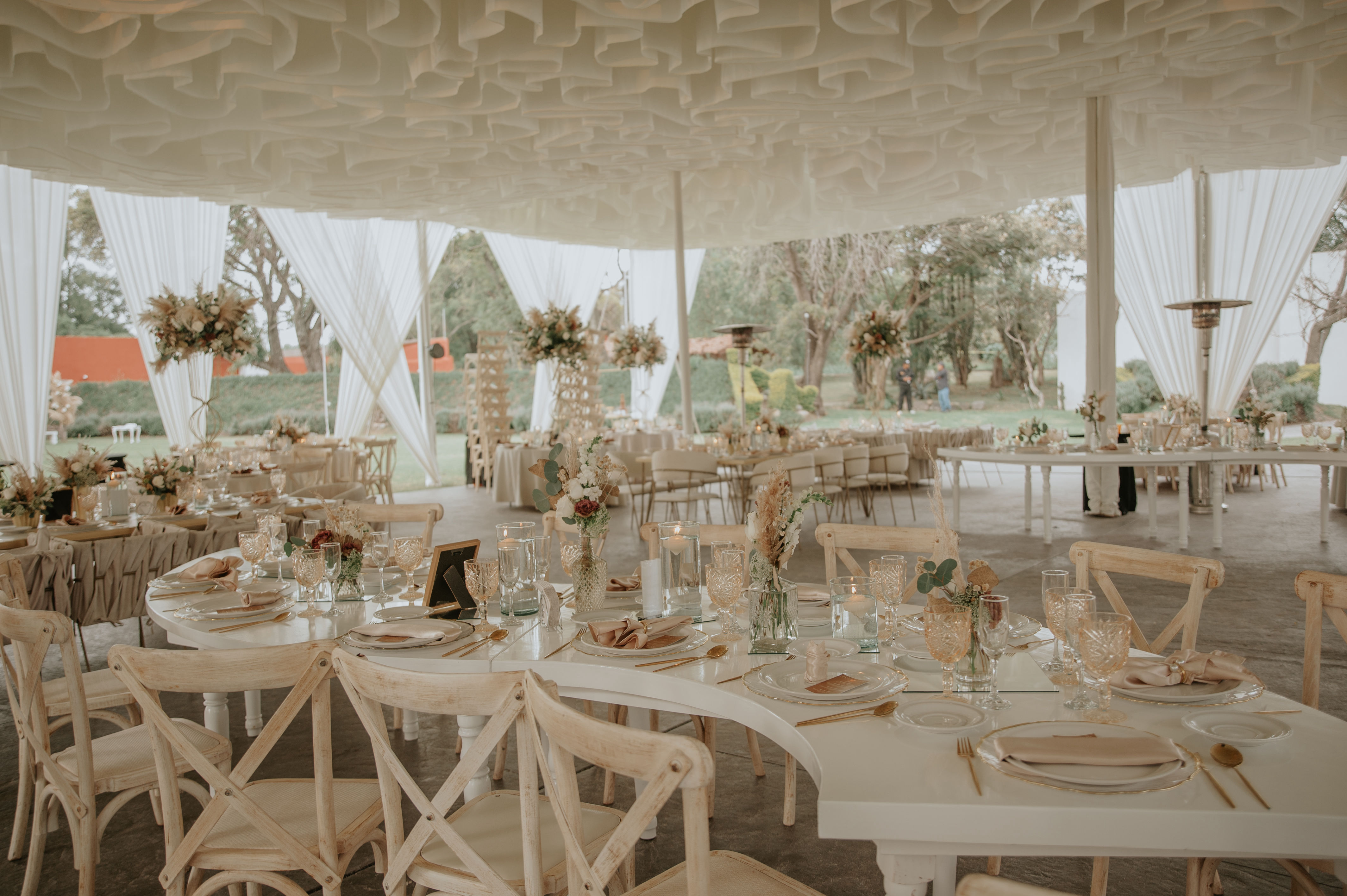 Hacienda Xahuentla, Atlixco, Puebla, México - Jardines, bodas, graduaciones, XV, quince años, aniversarios, bautizos, primeras comuniones, despedidas de soltera, eventos sociales, empresariales, especiales, reunión, espectaculares, salones eventos.