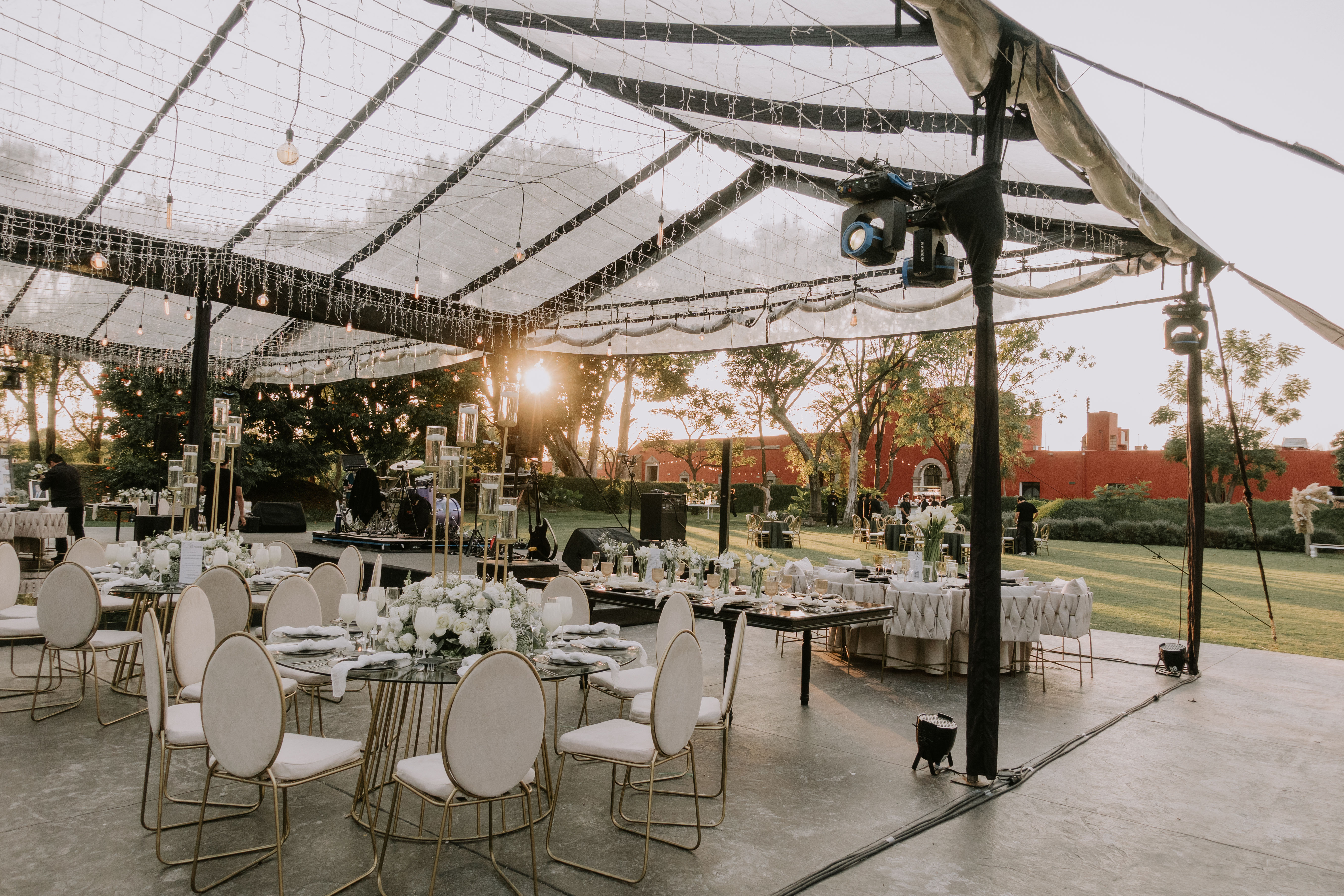 Hacienda Xahuentla, Atlixco, Puebla, México - Jardines, bodas, graduaciones, XV, quince años, aniversarios, bautizos, primeras comuniones, despedidas de soltera, eventos sociales, empresariales, especiales, reunión, espectaculares, salones eventos.