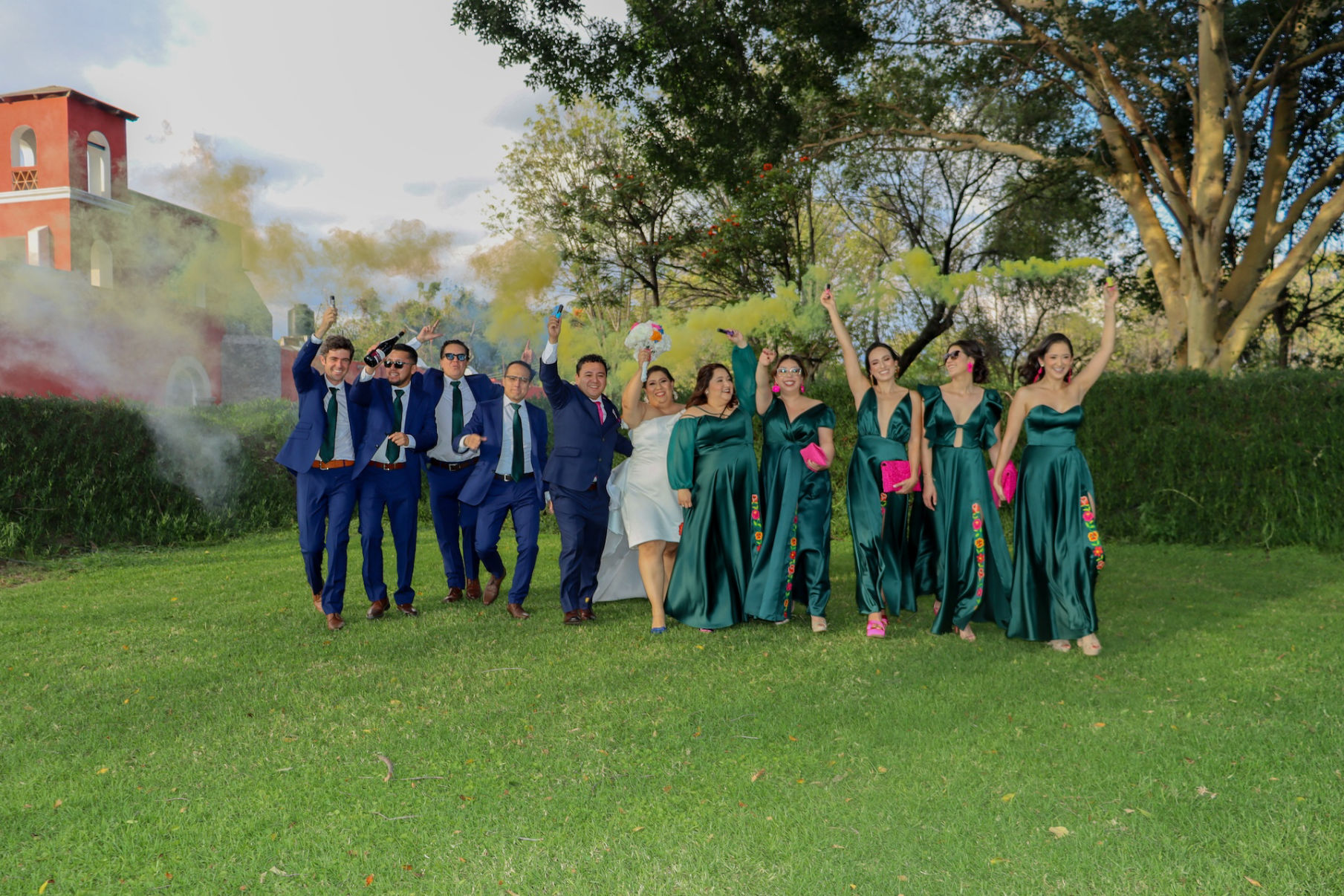 Hacienda Xahuentla, Atlixco, Puebla, México - Jardines, bodas, graduaciones, XV, quince años, aniversarios, bautizos, primeras comuniones, despedidas de soltera, eventos sociales, empresariales, especiales, reunión, espectaculares, salones eventos.
